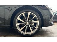 SEAT Leon 1.0 eTSI EVO (110ps) FR Sport DSG